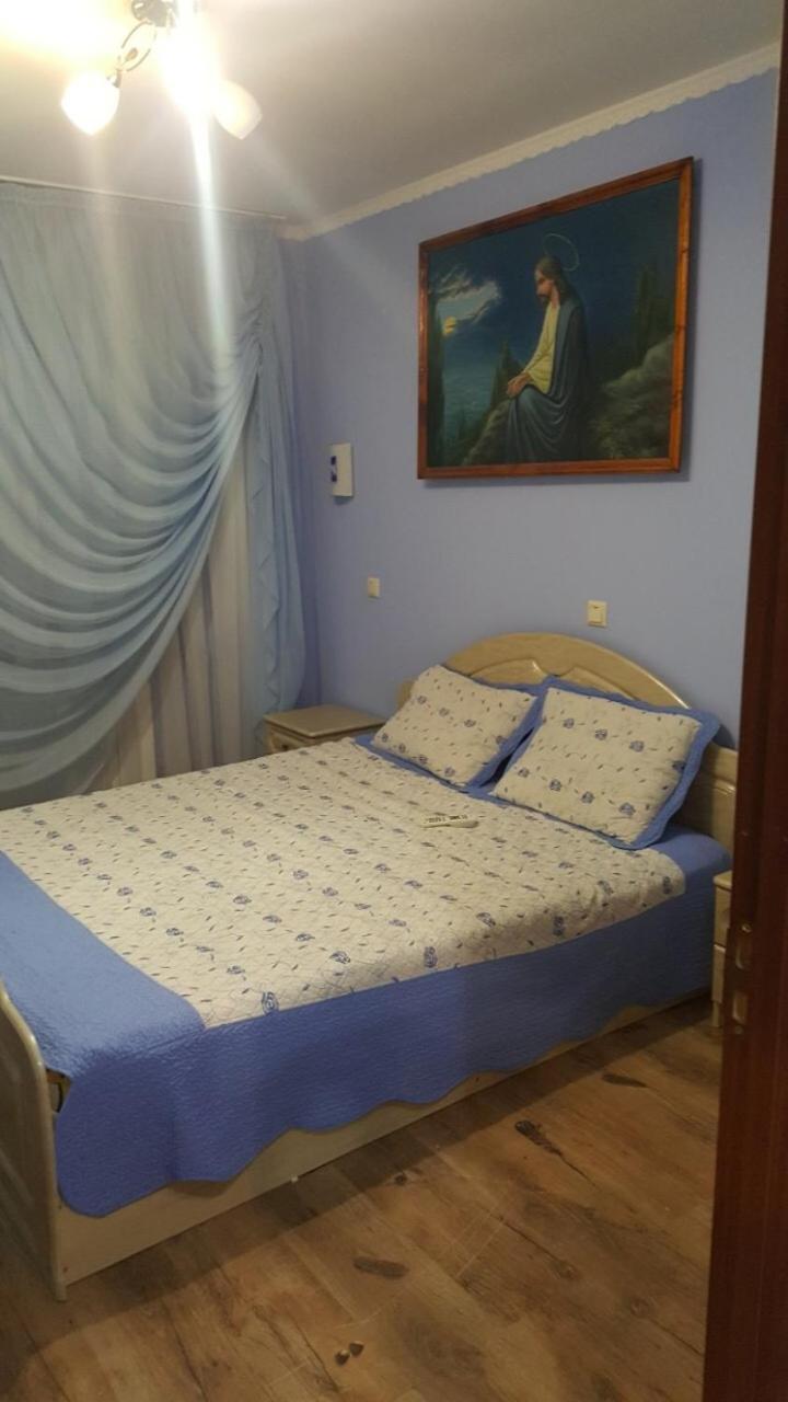 Zatishok Guest House Rakhiv Eksteriør billede