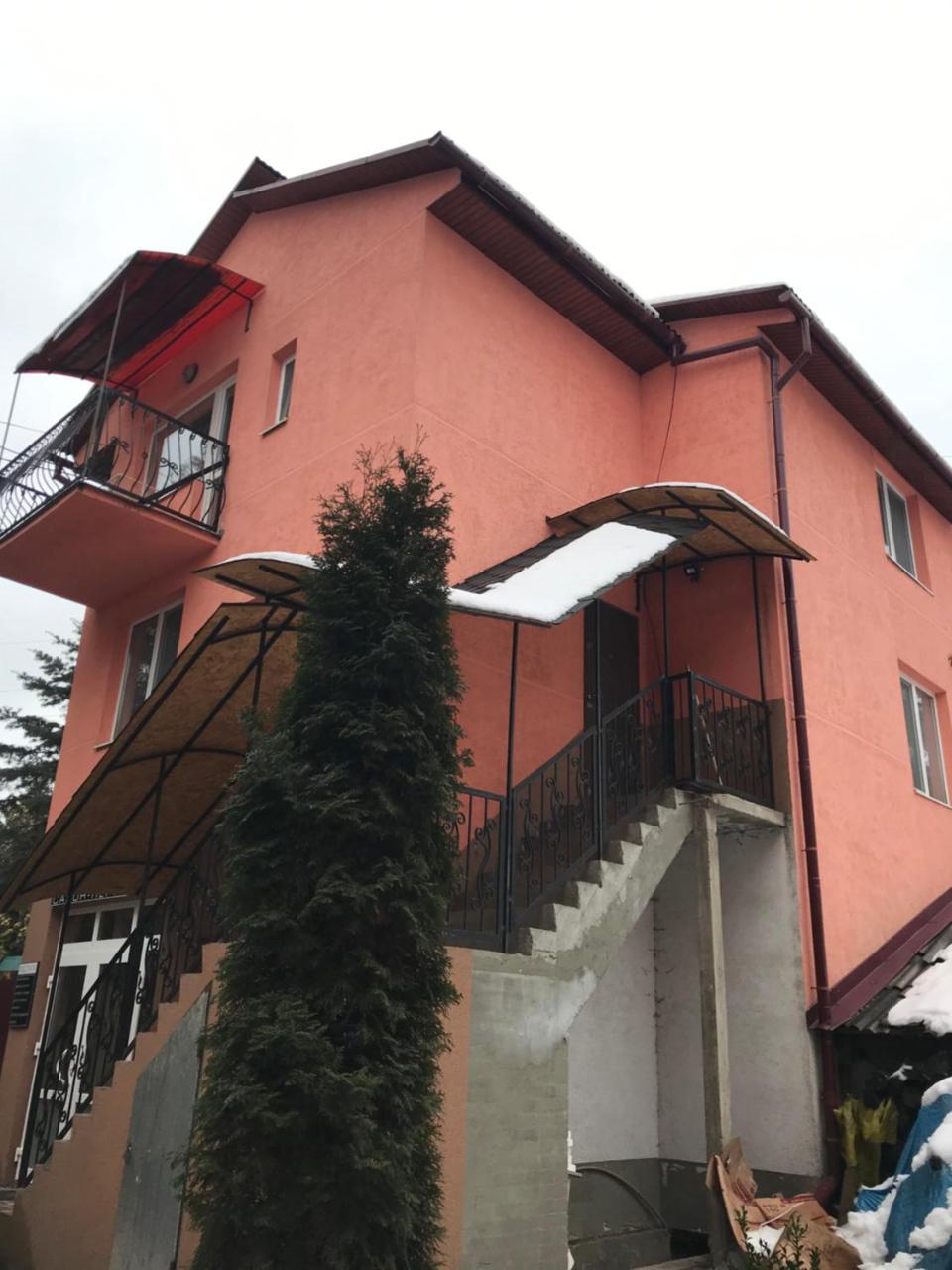 Zatishok Guest House Rakhiv Eksteriør billede