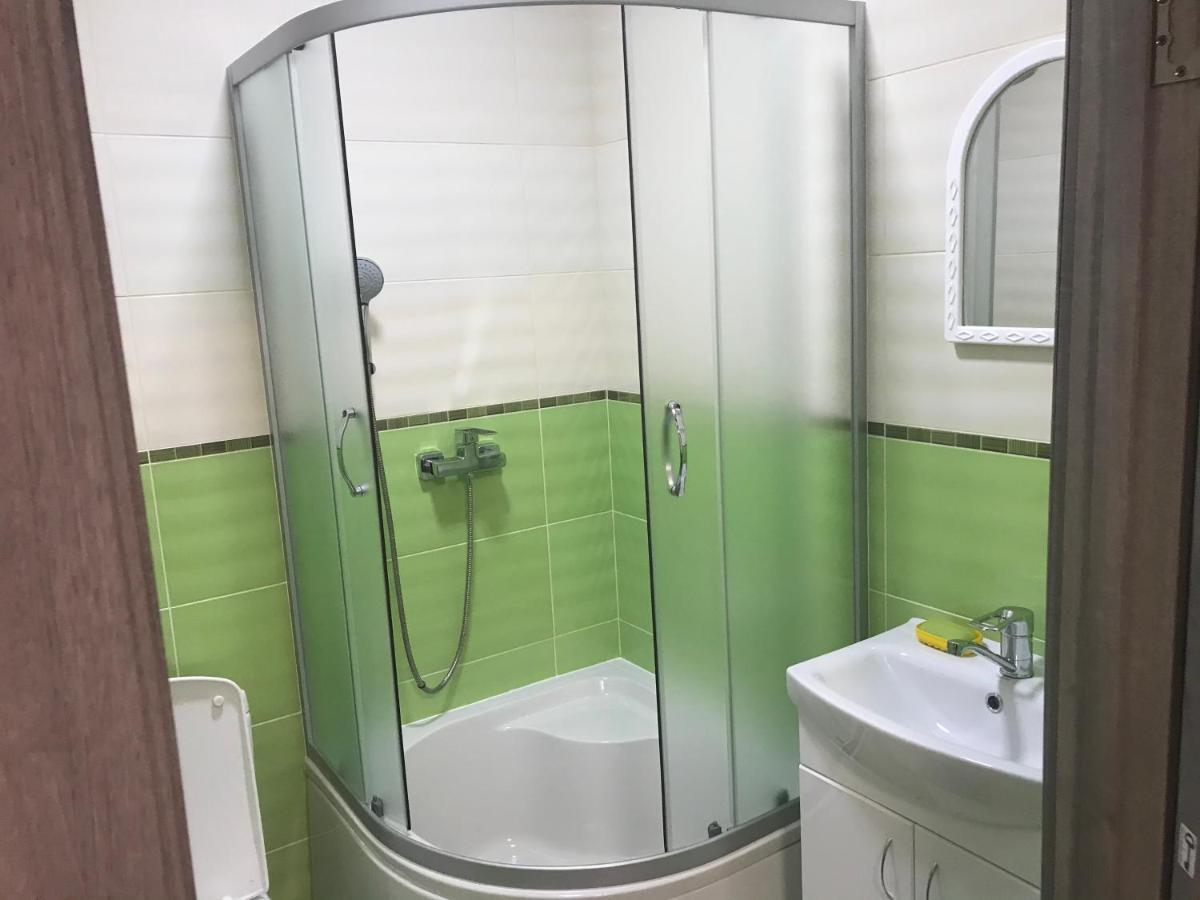 Zatishok Guest House Rakhiv Eksteriør billede